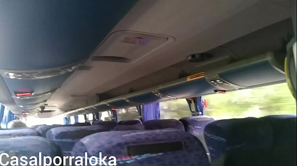 Download Video - Voltando de viagen ela me mamou gostoso ainda ganhou leitinho