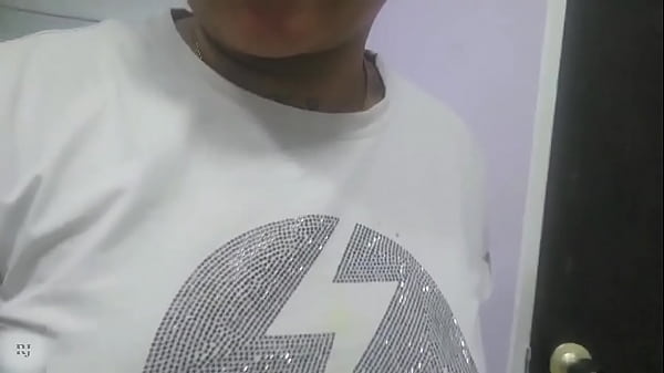 Ich Liebe Es, Wie Sie Nass Wird, Während Ich Ihr Einen Muschireichen Blowjob Gebe