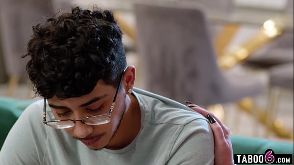 Download Video - Mature stepmom MILF Lauren Phillips confiscated stepsons fake pussy toy