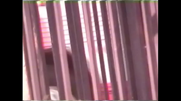 Bellas chicas caminando 4