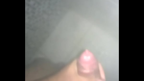 Download Video - Gozando muito no banho