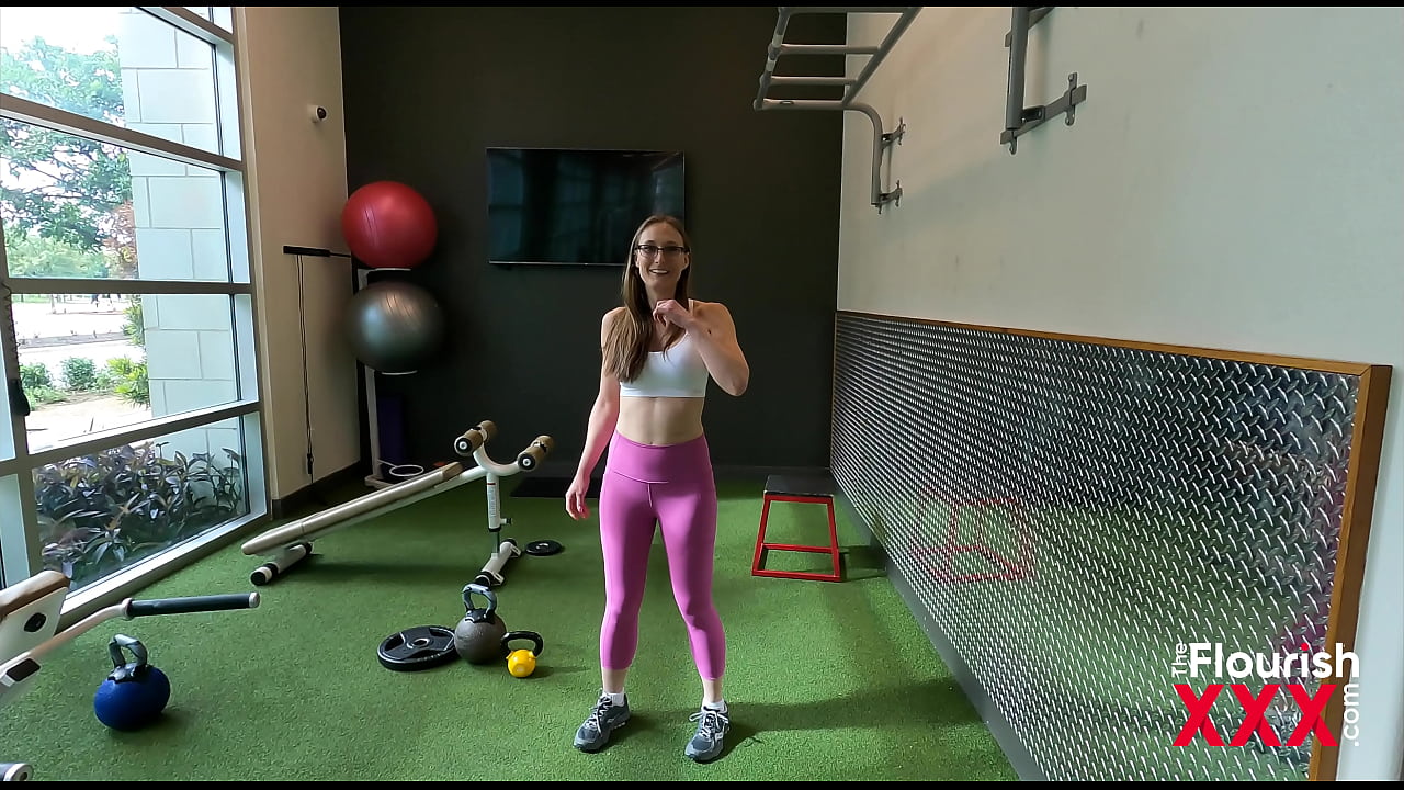 Tráiler Ophelia Kaan Lesbiana es recogida en el gimnasio y luego follada por BBC por MrFlourish
                    lesbian interracial creampie milf blowjob doggystyle cougar bbc big black dick reality porn couch sex position 69 muscular girl gym workout ophelia kaan muchos negros