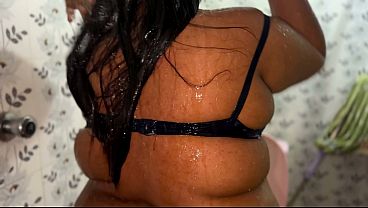 Muslim Arab Big Boobs & Big Ass Hot Egypt Girl Shower in bathroom after sex & Pee in empty home