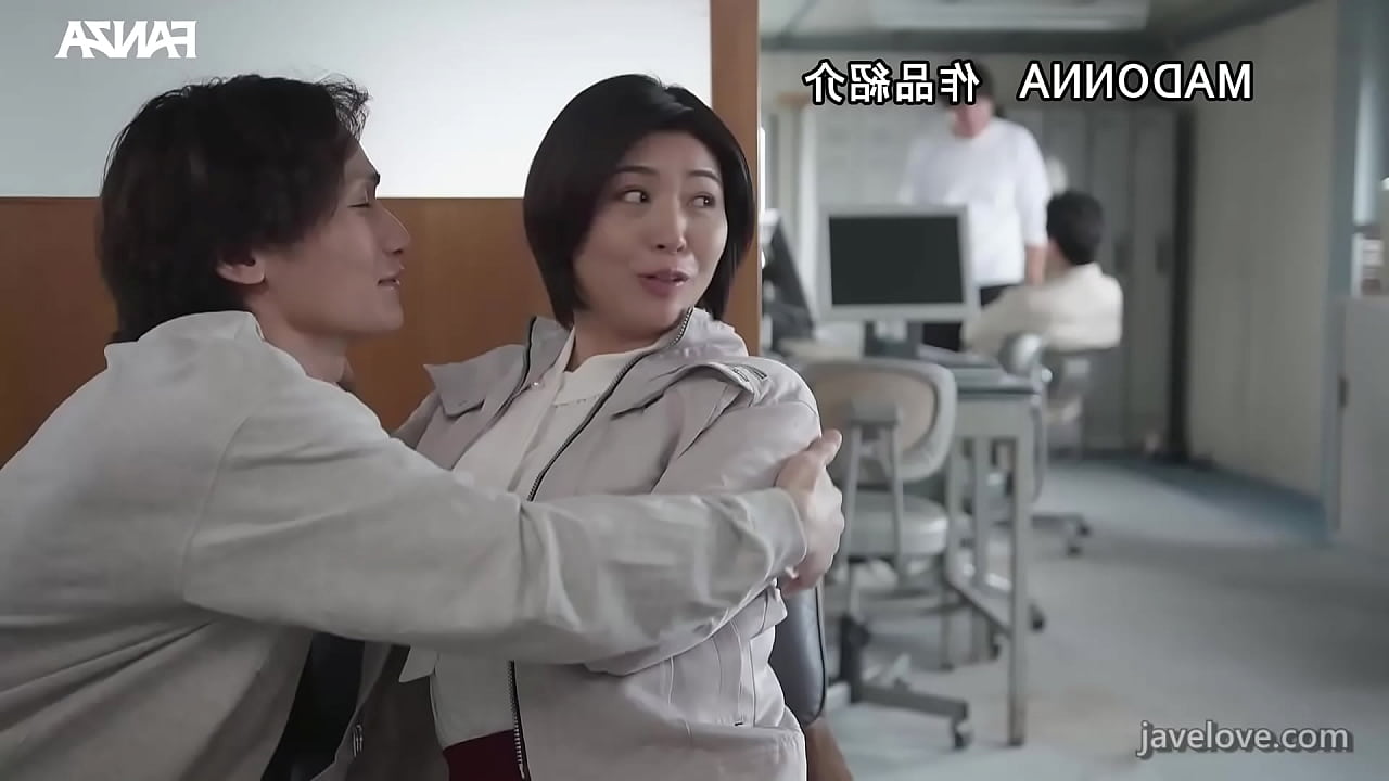 ¡El mejor amigo de mi hijo! (Subtitulado) Miki Akai
                     milf mature asian big ass japanese japan big tits gostosa japonesa madura casada legendado muchos negros