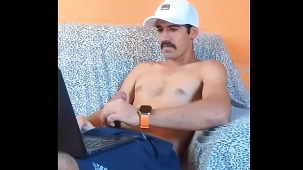 Cheio de tes&atilde;o