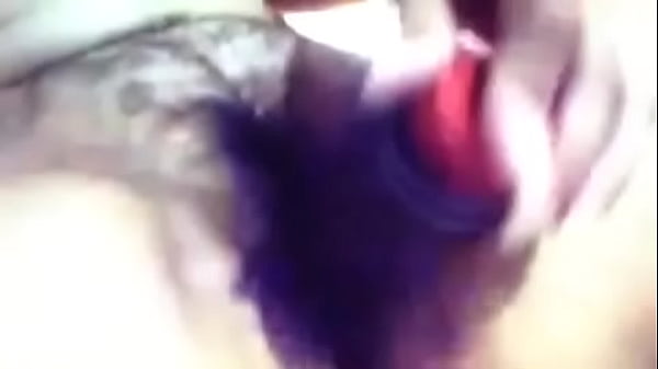 Se masturba para mí por Zoom. Amiga Tetona 34DD comenten