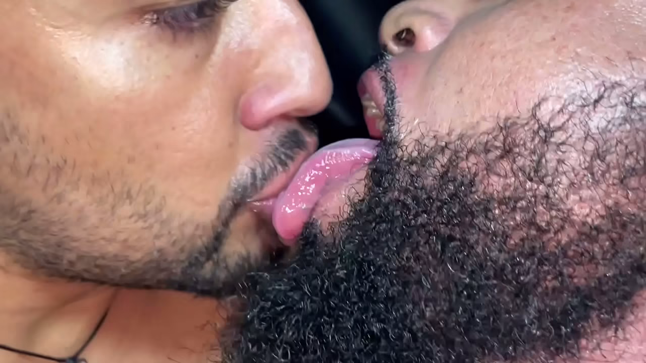 Kako Dallas y otra follada intensa con Socyalsemcamisa
                    anal gay bareback perfect ass muscular body muscular guy raw gay latino man hard and fast fucking muchos negros