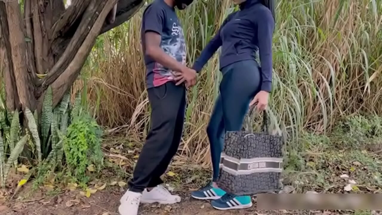 TRAVESTI CON POLLA GRANDE SE FOLLA A UN CHICO
                    transsexual anal orgasm ts cock ts anal big tits ts muchos negros