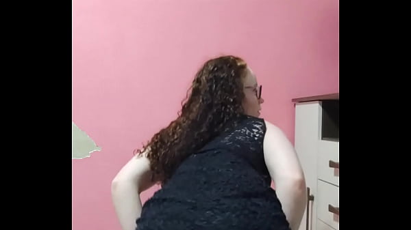 I dance to seduce the biggest audience on the internet I have a dream of being the biggest whore seen in the world