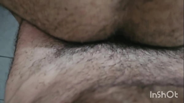 Metendo gostoso no vizinho peludo.