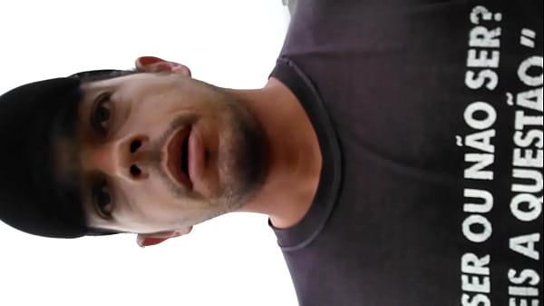 Download Video - Mostrando pau brasil