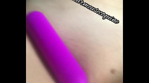 Hello je vous ai manqué ? Regarde sur quoi je suis tombée. Avec lequel ...