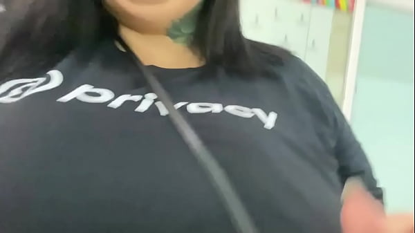 Naughty bbw went to the bathroom at the mall, put the plug in her ass and enjoyed it - Mary Jhuana