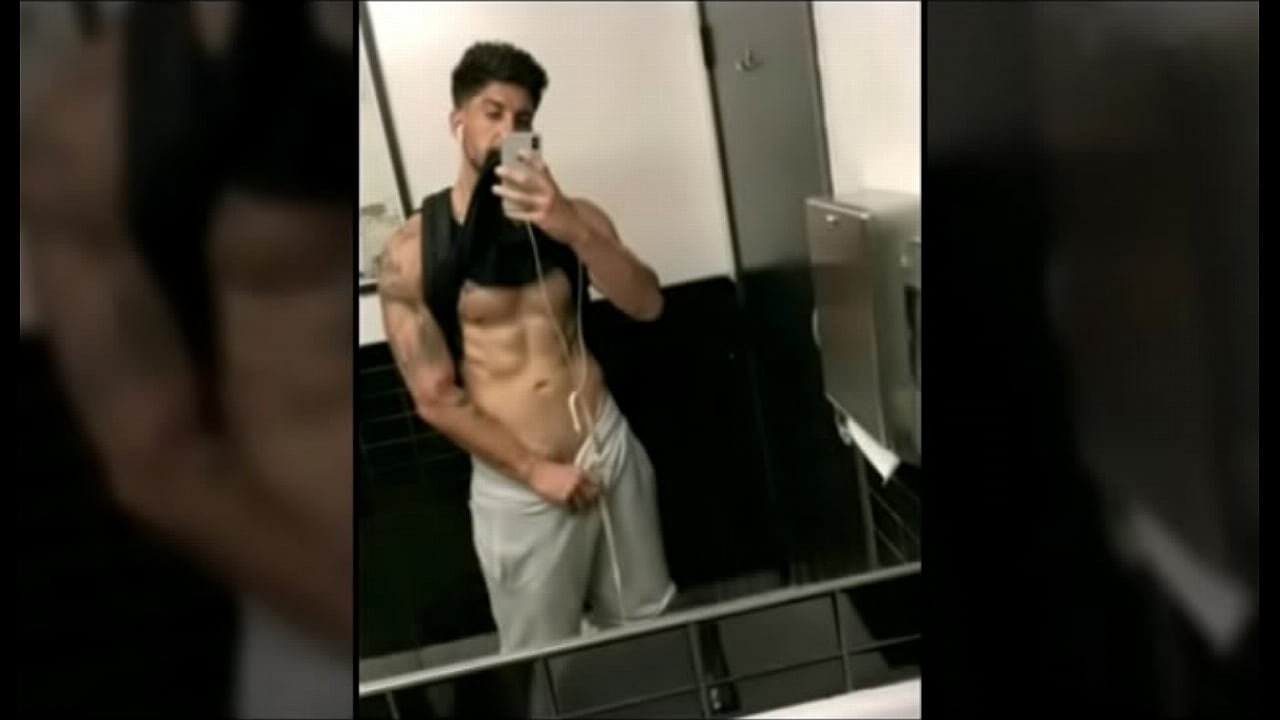 Famous male celebrities - XVIDEOS.COM