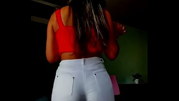 Chilean idiot dancing