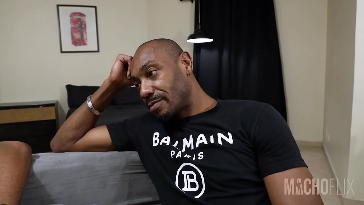 Le chupó la polla a su tío para pagar un préstamo
                     pornstar gay stud daddy big cock 1 on 1 monster cock gay blowjob black guy male on male muchos negros