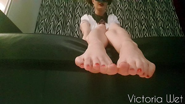 worship shoe - femdom