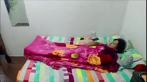 Solos en casa y disfrutando de un rico sexo ma&ntilde;anero