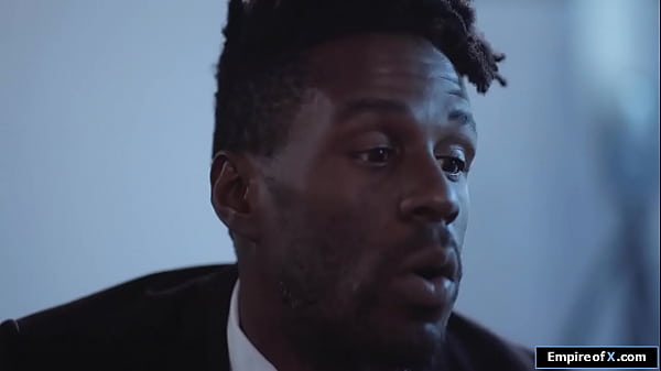 Black dude fucking his white girlfriend