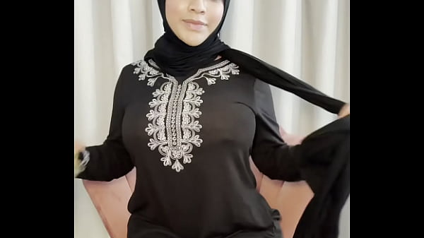 Yasmina Khan - Naughty arab plays with her dildo in ramadan- Yasmina Khan