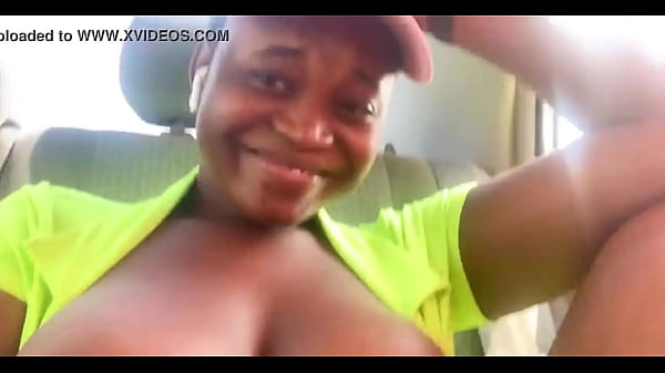Download Video - Elizabeth Fucking Her 7inches Dildo In Lagos Traffic