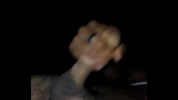 Hoy desperté muy cachondo, tengo ganas de mucho...