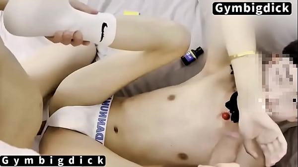 Threesome Gay Asian Amateur Handsome Fucking Ba...