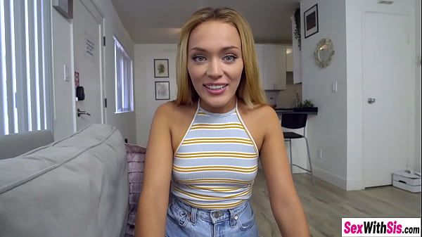 Teen stepsister Mylene Monroe takes selfies of her big bubble ass