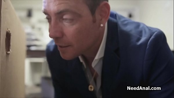 Unboxing and fucking an anal bride to be