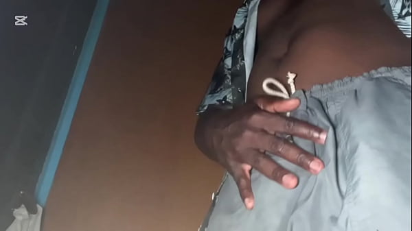 show de Milf loira em lugar p&uacute;blico.  v&iacute;deo completo XVIDEOS RED  Alessandra Maia