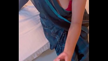 Chut ka pyasa Indian boy ne desi ladki ko pata k thukai ki..