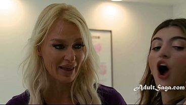 Nurse Shows Me Squirting Is Nothing To Fear