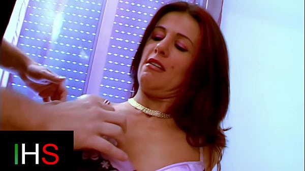 Very beautiful brunette milf fucked properly with cumshot in mouth