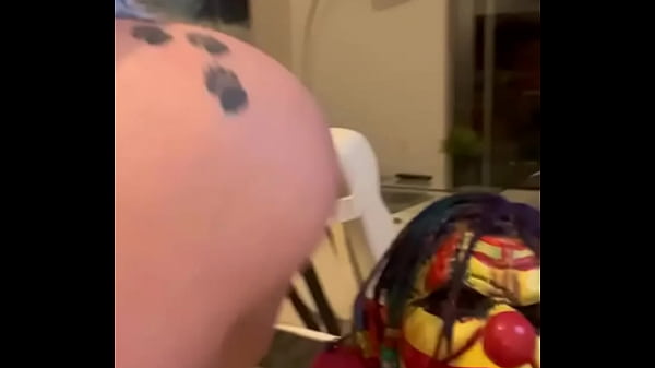 MZ Dani twerking that ass for the Gibby The Clown