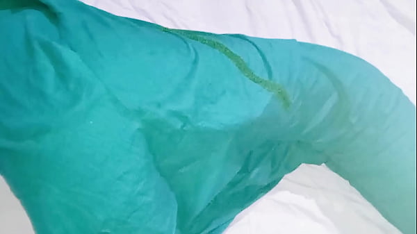 Bhabhi ko raat me jor se chudhai in house