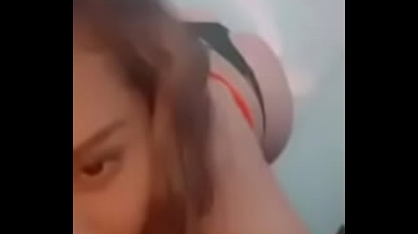 La zorra de Tiana Moviendo el culo