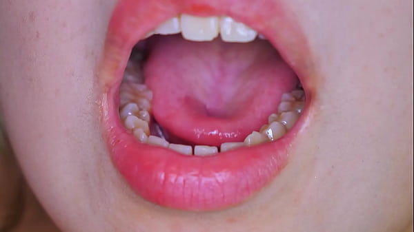 Mouth / tongue fetish