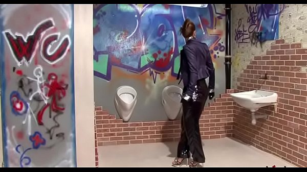 Oozy gloryhole masturbation