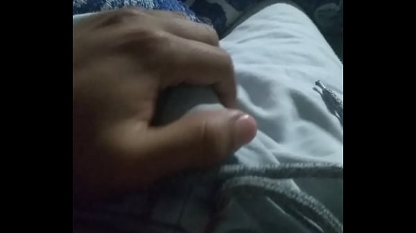 Download Video - Quieren ver abajo de mi pantalon