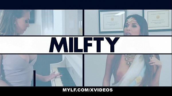 Download Video - Cute Asian MILF &lpar;Christy Love&rpar; Bounces On Stepson Dick
