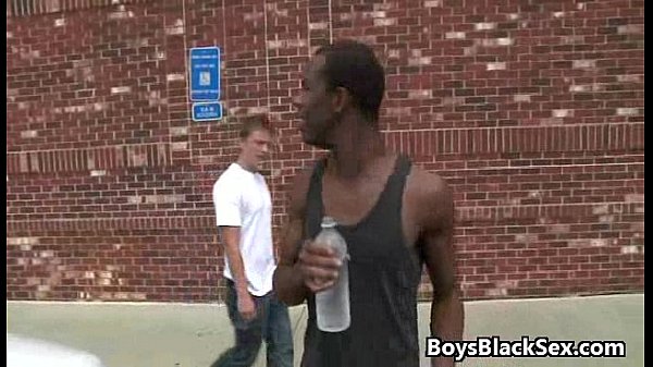 Black gay dude fuck white skinny twink hard in ...