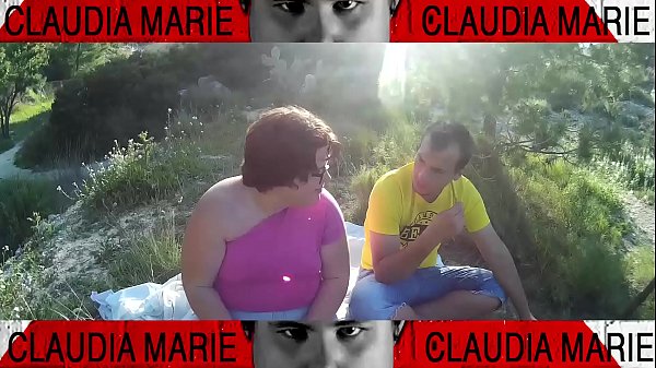 The fat woman sticks cookies up her pussy and then her gay friend eats them. Everything fits in this pussy...!