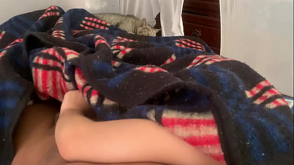 thumb jerking off