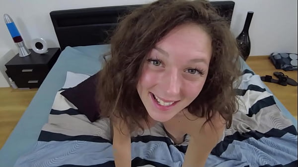 186 - 2 Babe fucks for cumshot