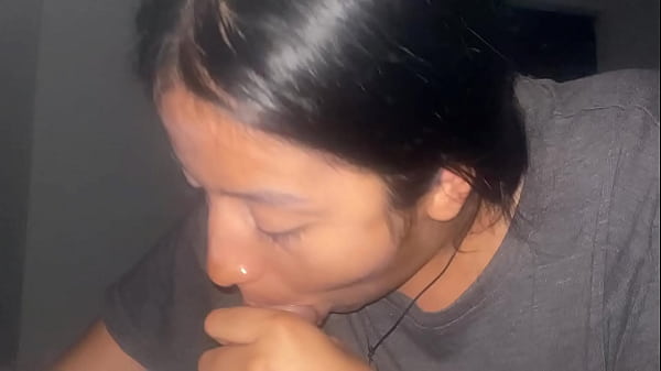 Download Video - Cuado todos duermen yo me follo a mi cu&ntilde;ada