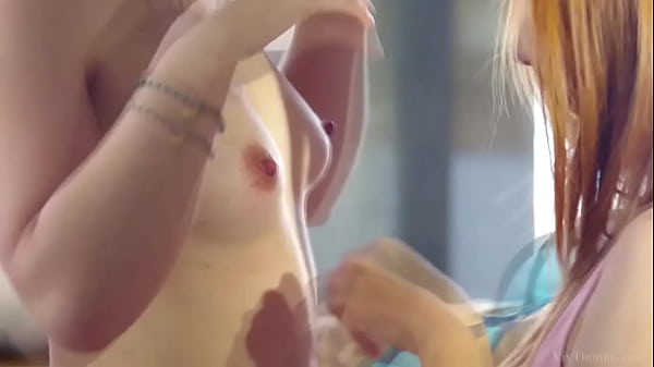 VivThomas - Michelle and Zoe fingering each other