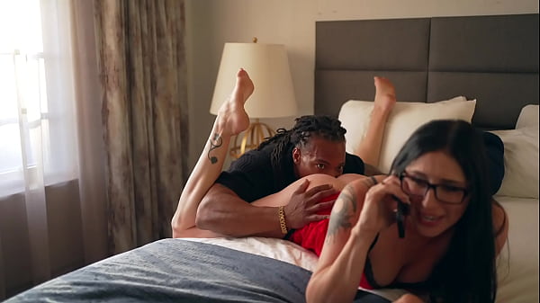 Marie Fox: Creampie Dreads Way