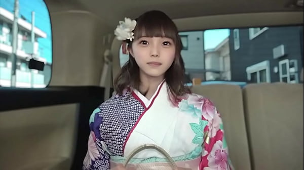 Download Video - 成人式帰りの隠れ爆乳Gカップ20歳 記念撮影と称してハメ撮りを撮影 2