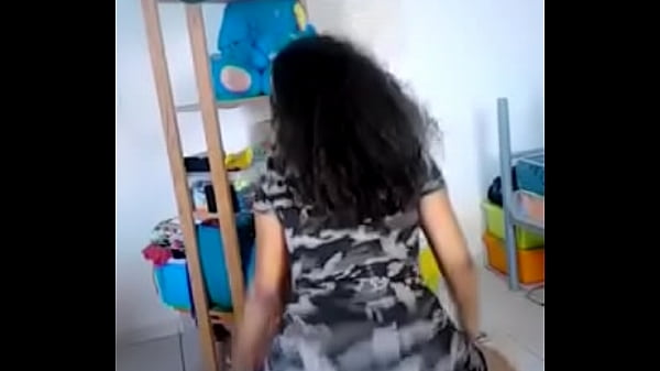 my bitch twerk for me