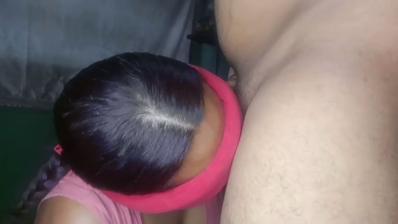 Deep throat of a mature, curvy brunette MILF